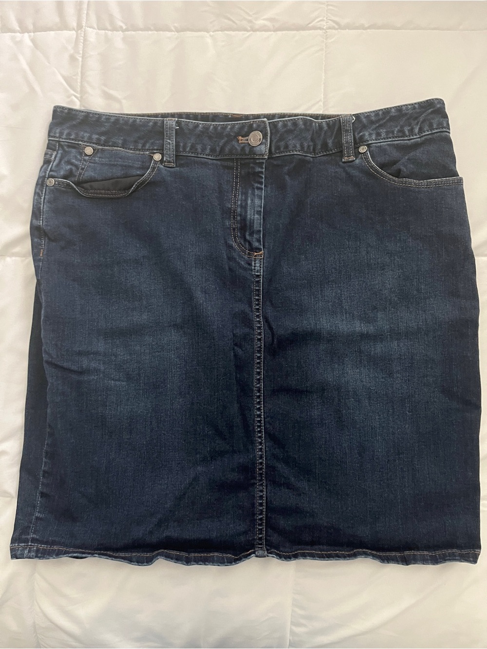 Talbots Blue Denim Skirt with Contrast Stitching size 14P